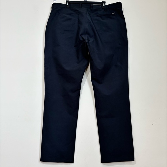 Greg Norman Men’s 40x32 Performance Stretch Classic Office Black Pant - Picture 2 of 14